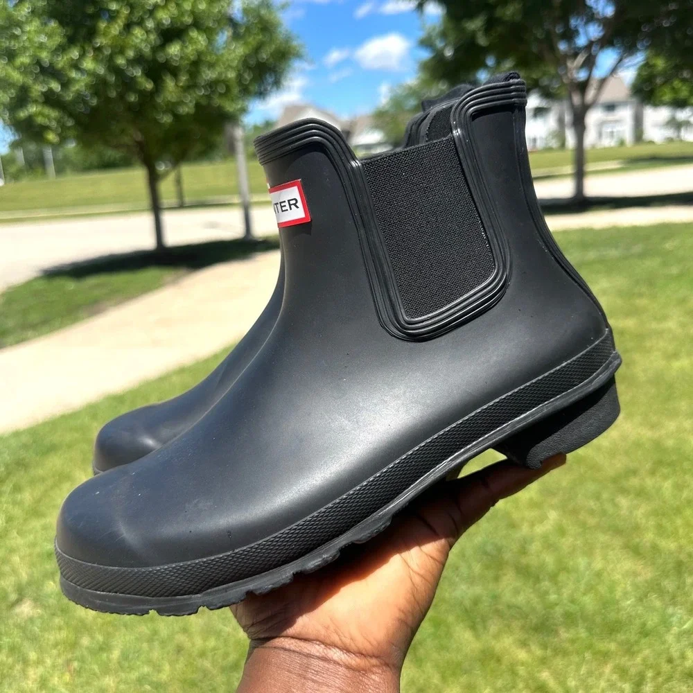 Hunter Women's Original Chelsea Rubber Rain Boots US Size 9 Matte Black